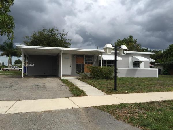 Lake Forest, 4270 SW 36th St, West Park, Florida 33023, image 1