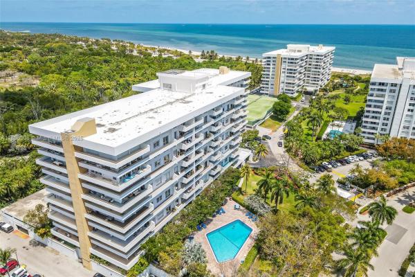 Commodore Club West, 155 Ocean Lane Dr #302, Key Biscayne, Florida 33149, image 1
