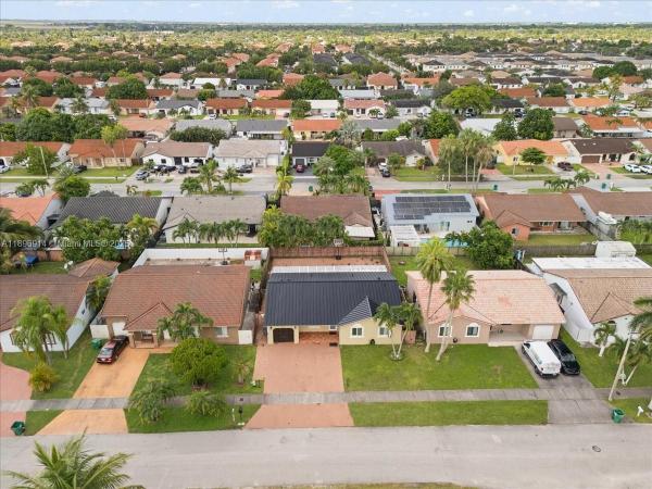 15327 SW 179th Ter, Miami, Florida 33187, image 1