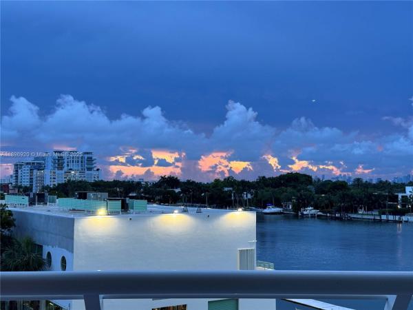Regatta At Indian Creek, 6580 Indian Creek Dr #404, Miami Beach, Florida 33141, image 1