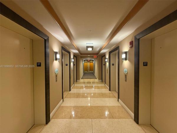 Vizcayne North, 244 Biscayne Blvd #3708, Miami, Florida 33132, image 1