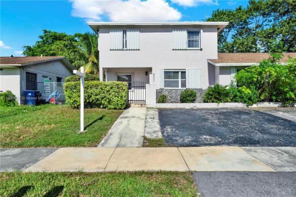 Saga View, 20535 SW 92nd Ct #, Cutler Bay, Florida 33189, image 1