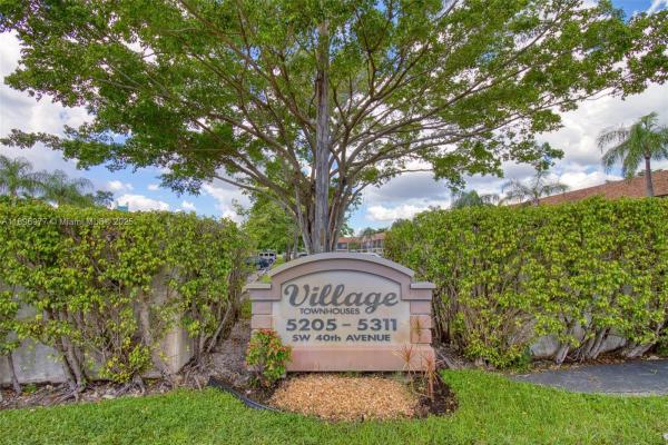 5235 SW 40th Ave #38, Fort Lauderdale, Florida 33314, image 1