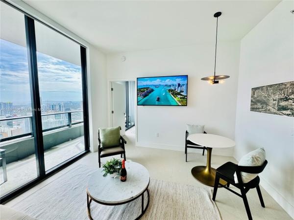 Natiivo Miami, 159 NE 6th St #4807, Miami, Florida 33132, image 2
