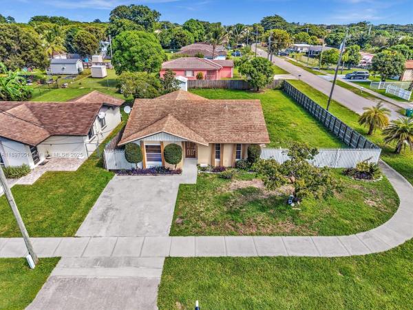 17995 SW 105th Ave, Miami, Florida 33157, image 1