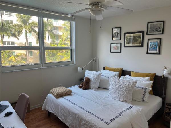 Cite On The Bay East, 2000 N Bayshore Dr #301, Miami, Florida 33137, image 1