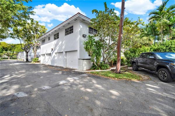 7966 Camino Cir #B-3, Unincorporated Dade County, Florida 33143, image 1