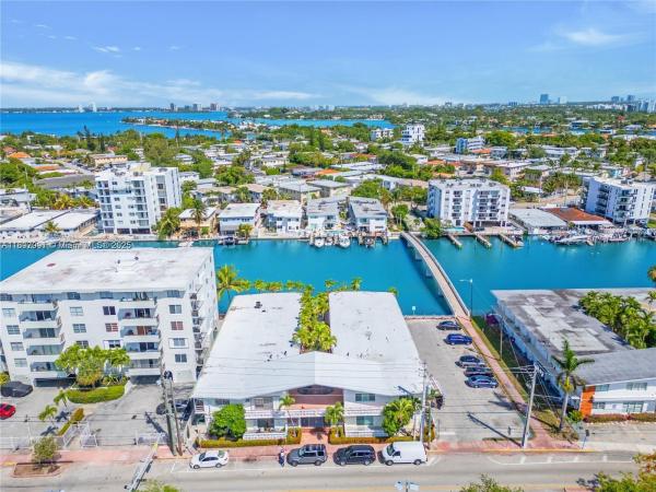 Creek Club, 8040 Tatum Waterway Dr #3, Miami Beach, Florida 33141, image 1