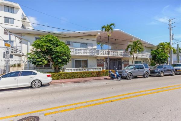 Creek Club, 8040 Tatum Waterway Dr #7, Miami Beach, Florida 33141, image 1