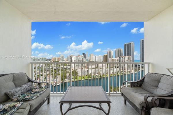 300 Bayview Dr #1707, Sunny Isles Beach, Florida 33160, image 1