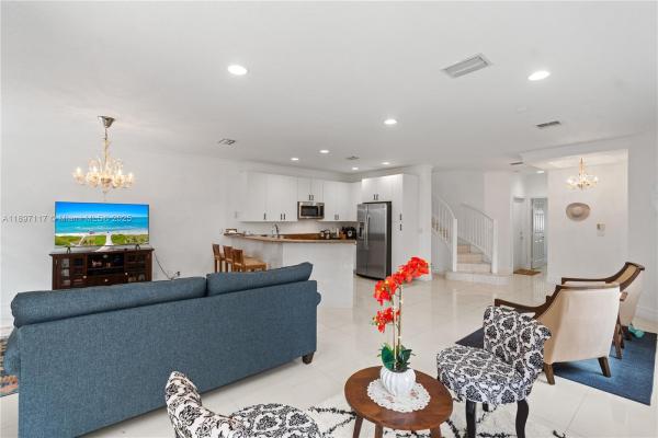 Marina Cove At Harbor Village, 21396 Marina Cove Cir #17-J, Aventura, Florida 33180, image 1