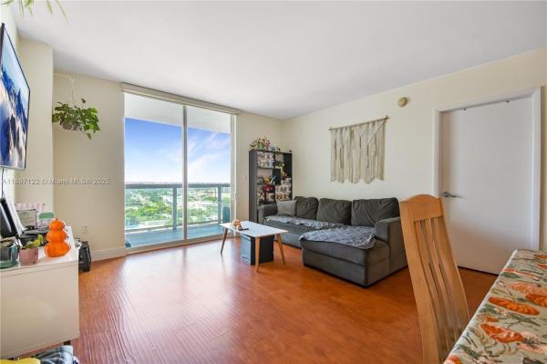 1800 Club, 1800 N Bayshore Dr #2208, Miami, Florida 33132, image 1
