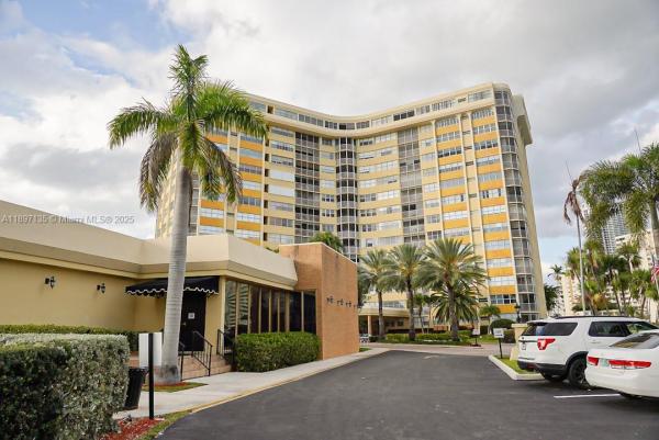 Lake Point Tower & Marina, 100 Golden Isles Dr, Hallandale Beach, Florida 33009, image 1