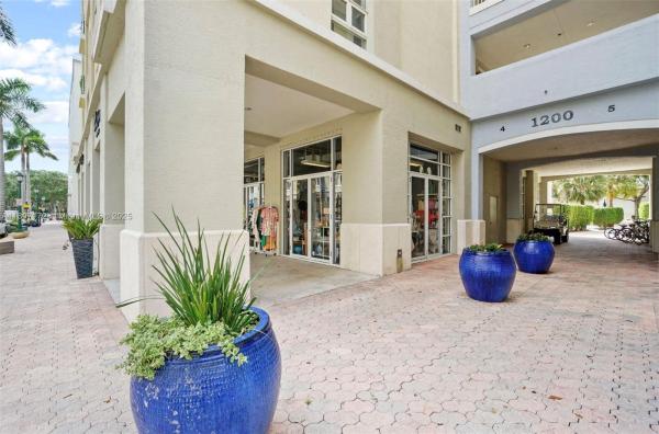 Village At Abacoa, 1200 Town Center Dr #217, Jupiter, Florida 33458, image 1
