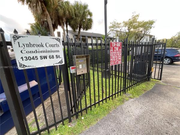 13045 SW 68th St #101, Unincorporated Dade County, Florida 33183, image 1