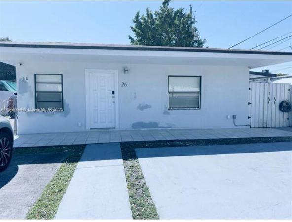 26 E 48th St, Hialeah, Florida 33013, image 1