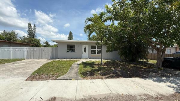 Playland Country Estates, 5621 Cleveland St, Hollywood, Florida 33021, image 1
