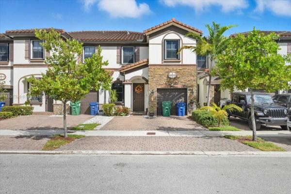 8929 NW 183rd St, Hialeah, Florida 33018, image 1