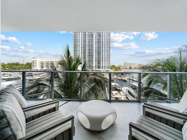 The Reserve At Marina Palms, 17111 Biscayne Blvd #307, North Miami Beach, Florida 33160, image 1