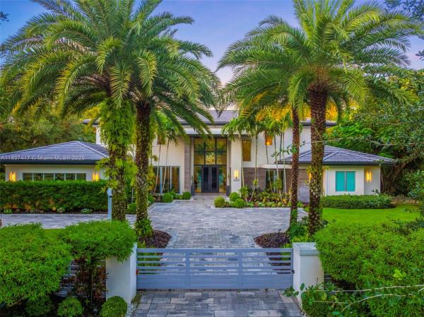 Helms Country Estates, 6831 SW 106th St, Pinecrest, Florida 33156, image 1