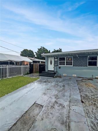 Silver Bluff Gardens, 2783 SW 33rd Ct, Miami, Florida 33133, image 2