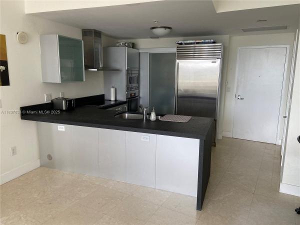 Trump Royale, 18201 Collins Ave #708, Sunny Isles Beach, Florida 33160, image 2