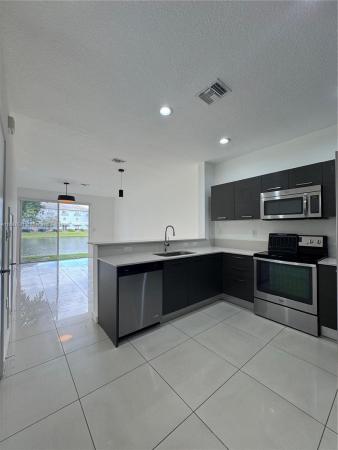 Georgetown, 3441 NW 13th St, Lauderhill, Florida 33311, image 2