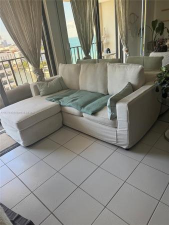 Oceanfront Plaza, 2625 Collins Ave #1702, Miami Beach, Florida 33140, image 1