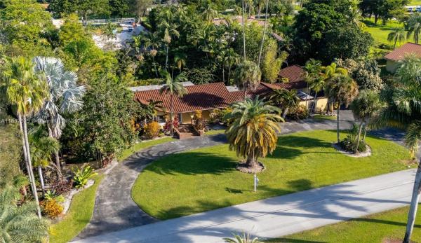 Plantation Acres, 11851 NW 7th St, Plantation, Florida 33325, image 1