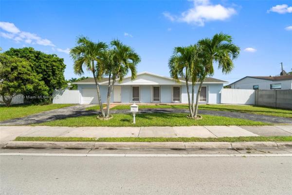 15913 Fairway Heights Blvd, Miami, Florida 33157, image 1