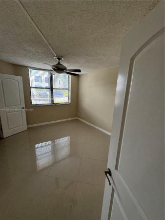 Lake Pointe, 216 Lake Pointe Dr #120, Oakland Park, Florida 33309, image 1