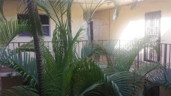 11905 NE 2nd Ave #C308, Miami, Florida 33161, image 1