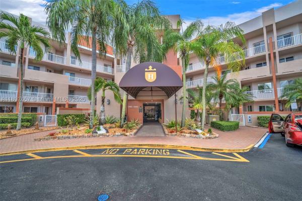 Granville, 7486 Granville Dr #410, Tamarac, Florida 33321, image 2