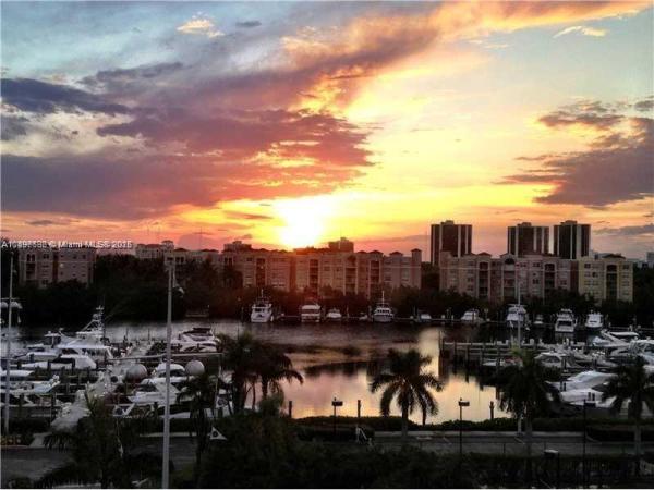 19667 Turnberry Way #5E, Miami, Florida 33180, image 1