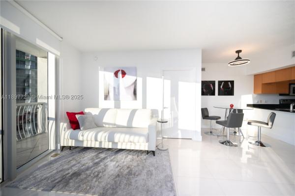 Opera Tower, 1750 N Bayshore Dr #2615, Miami, Florida 33132, image 2