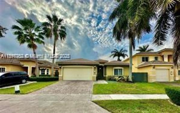 Pelican Bay At Old Cutler Lakes, 21102 SW 88th Ct, Cutler Bay, Florida 33189, image 1