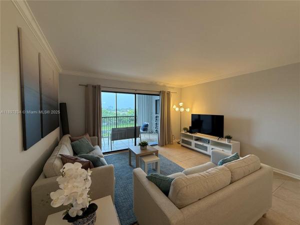 Cypress Bend, 2206 S Cypress Bend Dr #508, Pompano Beach, Florida 33069, image 1