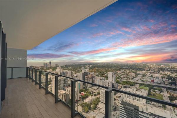 Rise Brickell City Centre, 88 SW 7th St #3910, Miami, Florida 33130, image 2