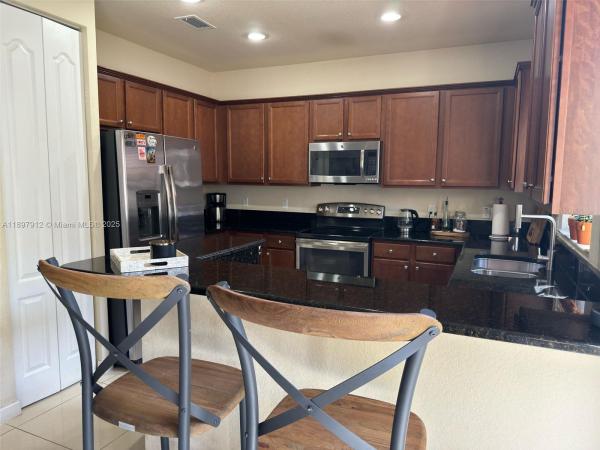 Town Parc At MiraLago, 8437 Blue Cove Way, Parkland, Florida 33076, image 2
