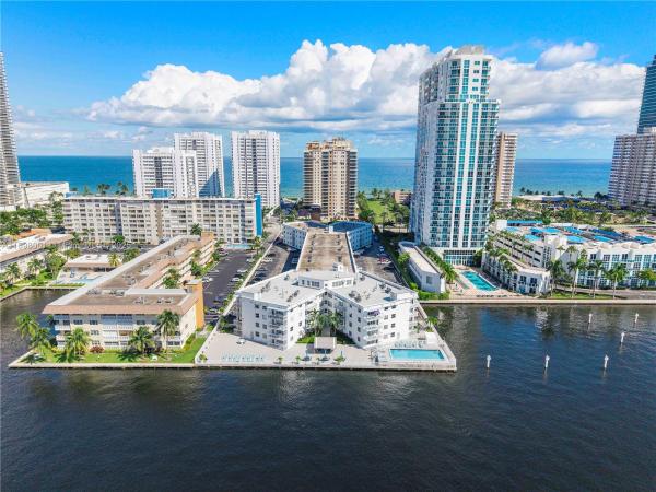 Chelsea Bayview, 1913 S Ocean Dr #113, Hallandale Beach, Florida 33009, image 1