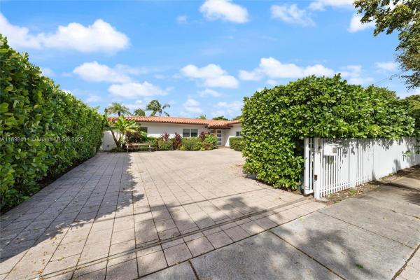Venetian Keystone Point, 12944 Banyan Rd, North Miami, Florida 33181, image 1
