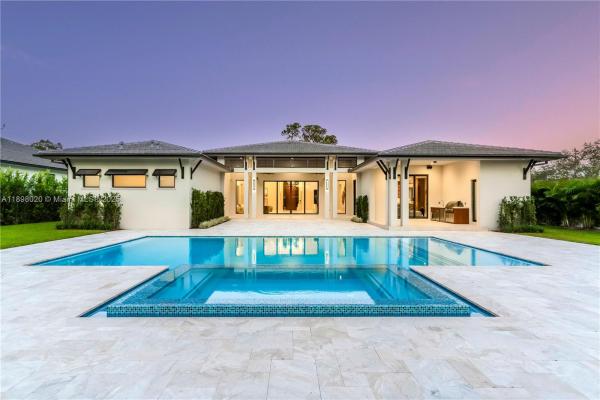 Sunset Paradise, 8205 Sunset Dr, Glenvar Heights, Florida 33143, image 3