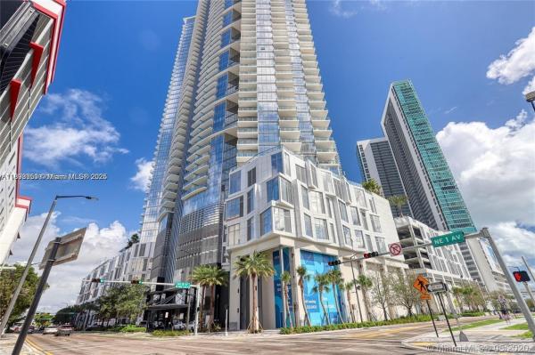 Paramount Miami Worldcenter, 851 NE 1st Ave #3205, Miami, Florida 33132, image 1