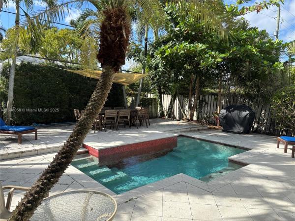 Hollywood Lakes, 1410 Polk St, Hollywood, Florida 33020, image 1