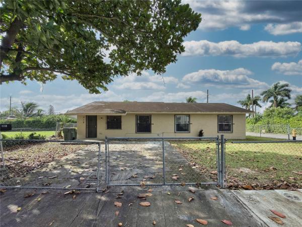 318 SW 5th St, Homestead, Florida 33030, image 1