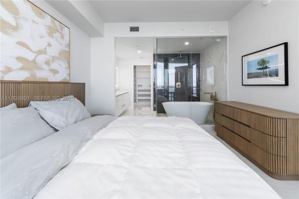 700 NE 24th St #4002, Miami, Florida 33137, image 2