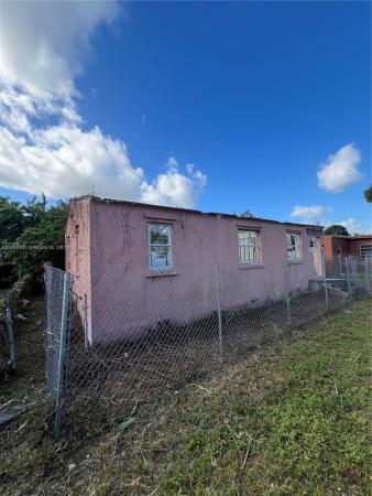 Sunnyside Estates, 2122 Dewey St #1-2, Hollywood, Florida 33020, image 2