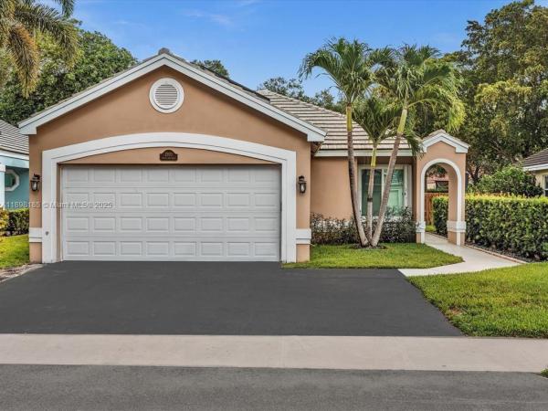 Chapel Hill, 2970 Myrtle Oak Cir, Davie, Florida 33328, image 1