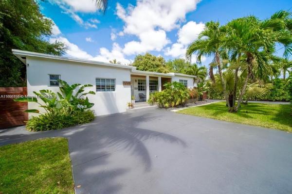 Griffing Biscayne Park Estates, 555 NE 127th St, North Miami, Florida 33161, image 2