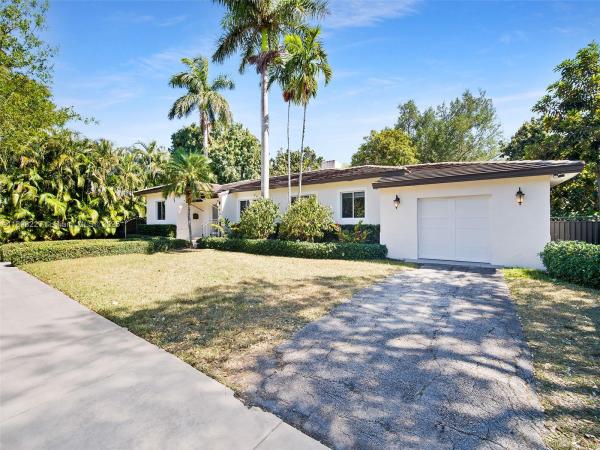 Coconut Grove, 330 Viscaya Ave, Coral Gables, Florida 33134, image 1